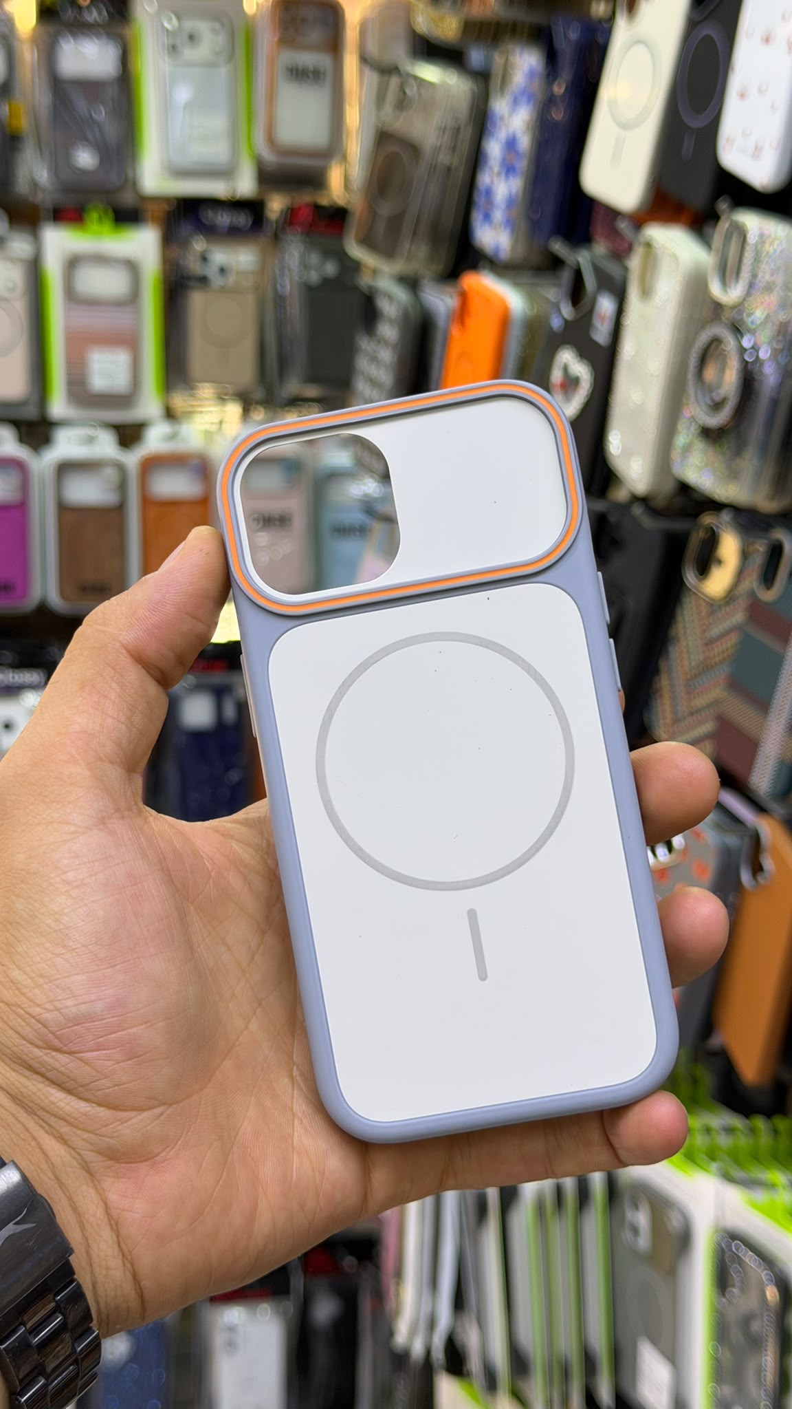 İphone 15 Beyaz Detay Kılıf